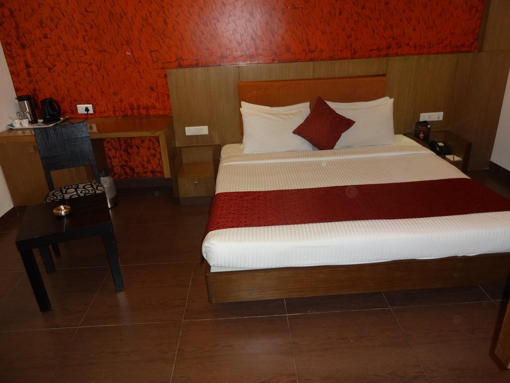 Hotel Pl.A Rathna Residency Tiruchirappalli Exterior foto