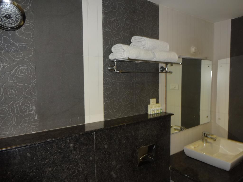 Hotel Pl.A Rathna Residency Tiruchirappalli Exterior foto