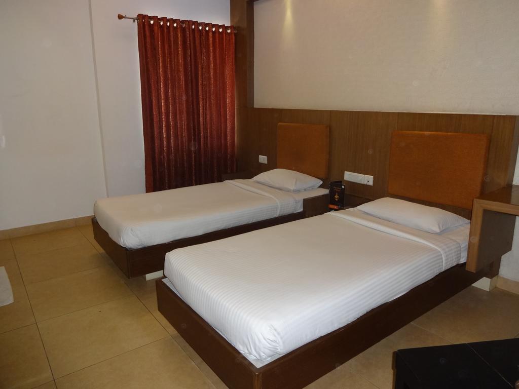 Hotel Pl.A Rathna Residency Tiruchirappalli Habitación foto